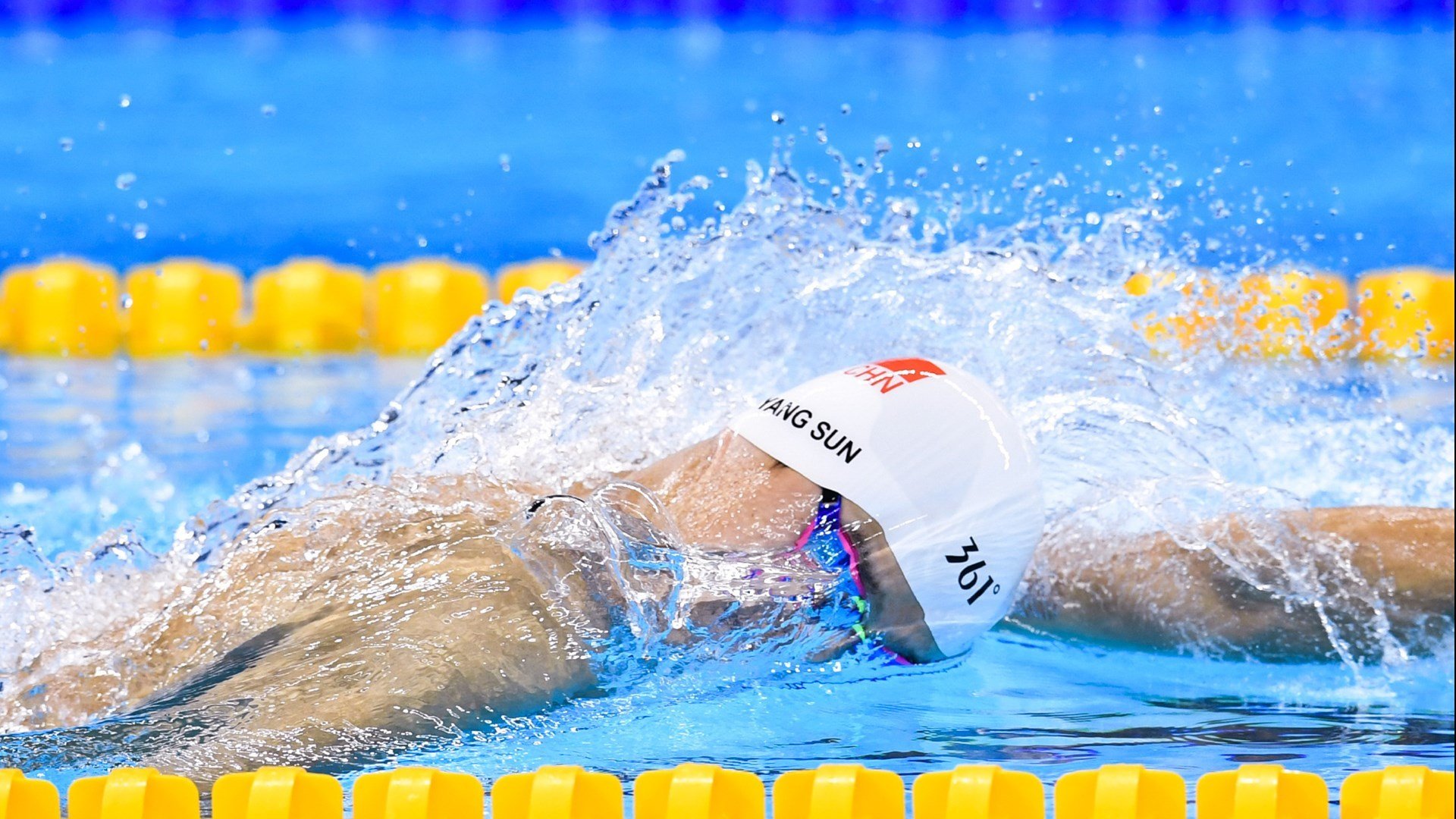 巴萨主场2-1战胜马竞，德比战取胜，巴萨2-3不敌马竞