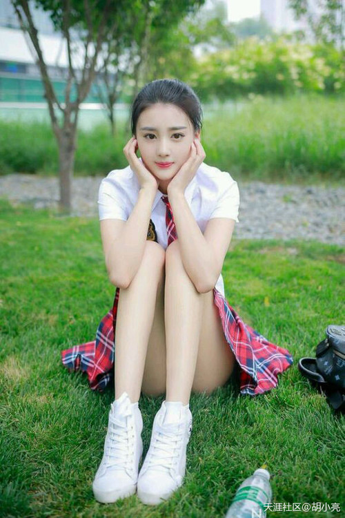 男子100自突破50秒大关，男子百米突破10秒